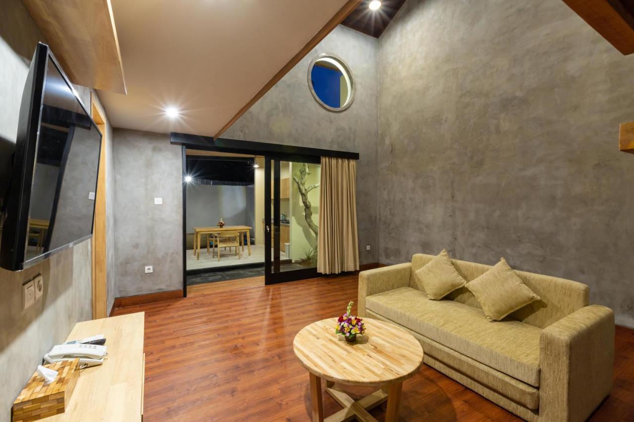 Paisa Villa Seminyak Exterior photo
