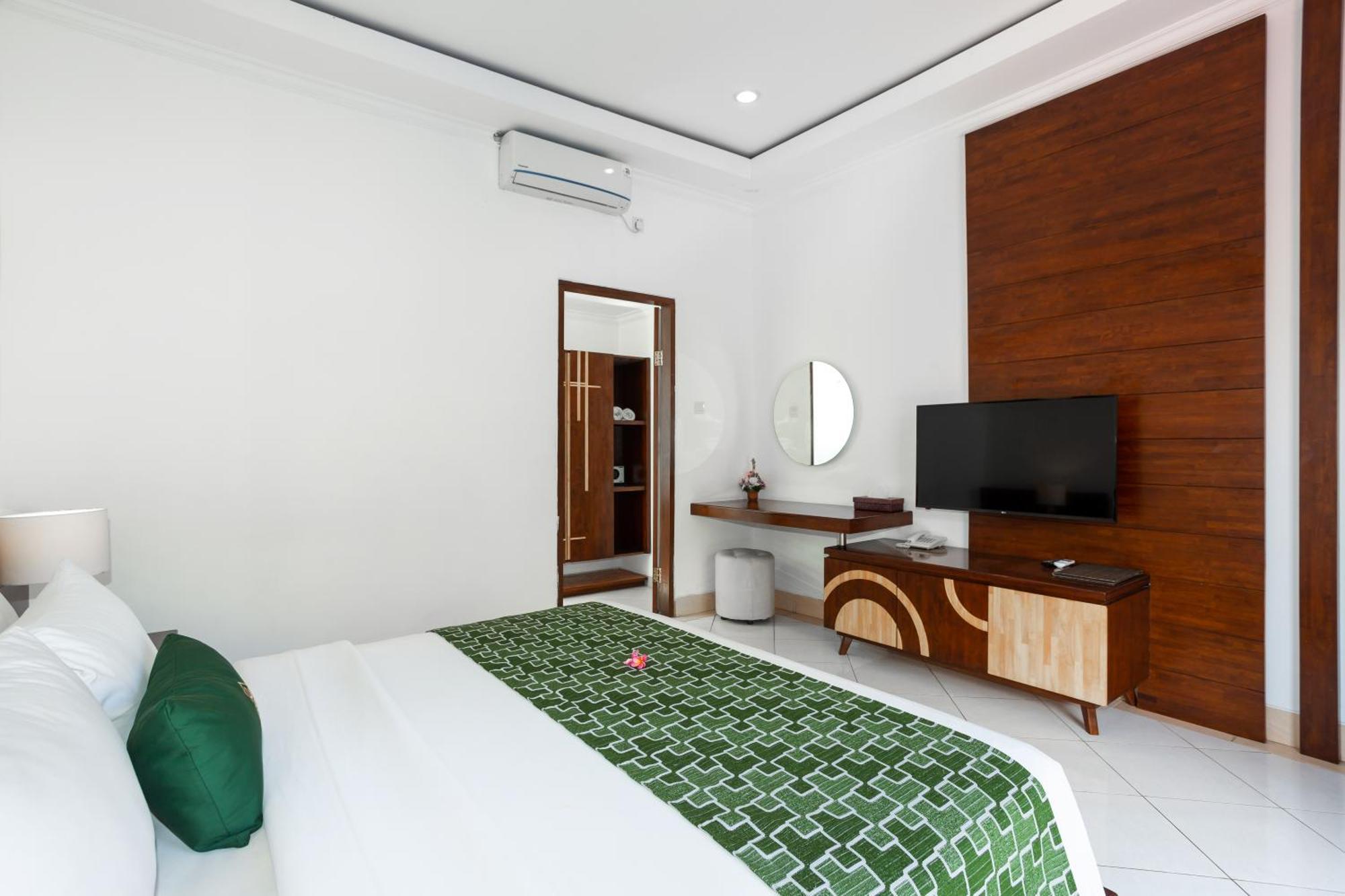 Paisa Villa Seminyak Exterior photo